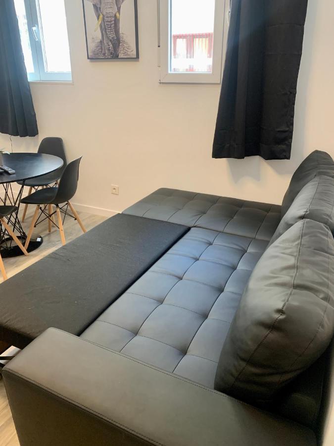Apartamento Blanco Y Negro En El Centro Alicante Exteriör bild